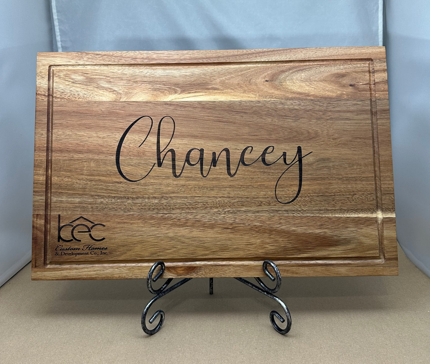 Acacia Cutting Board (17x11)